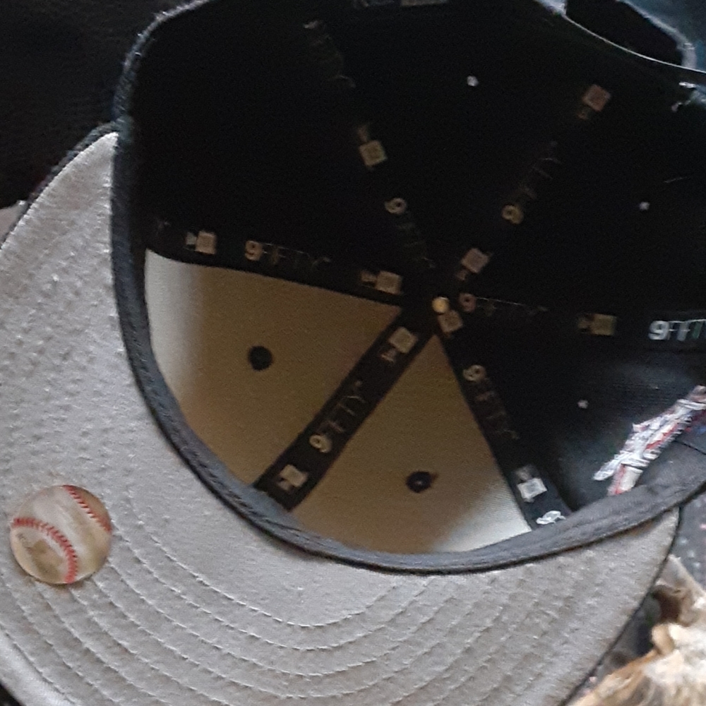 9fifty snap back - Picture 3 of 3